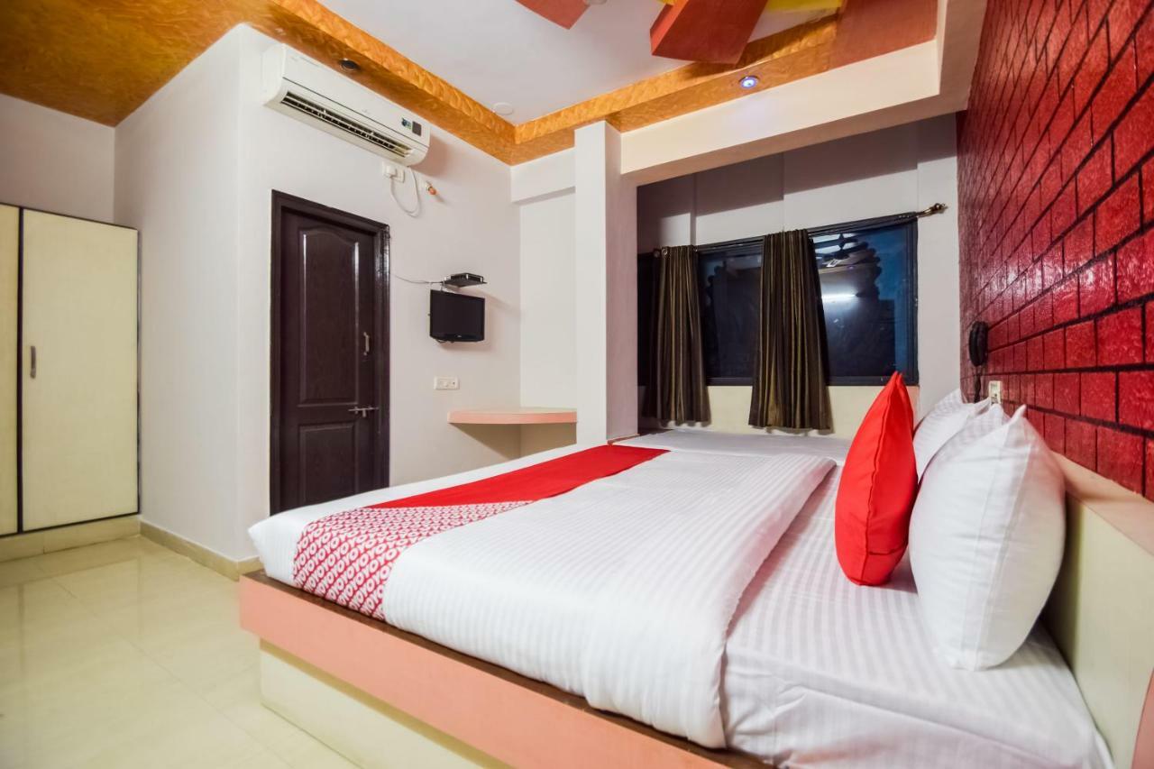 Hotel Palak Palace Udaipur Bagian luar foto
