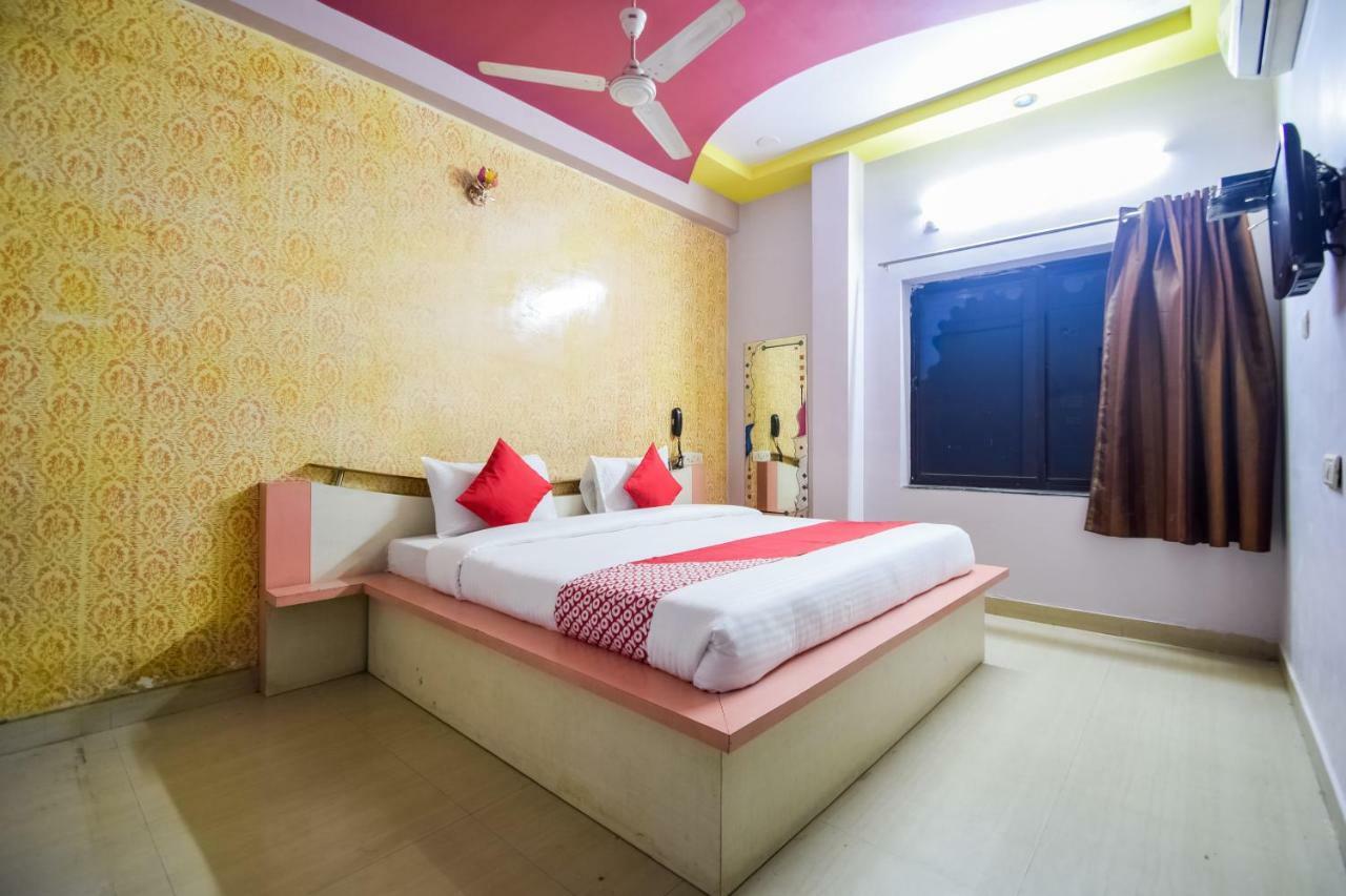 Hotel Palak Palace Udaipur Bagian luar foto